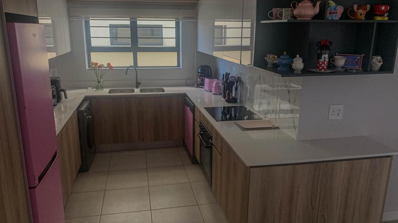 3 Bedroom Property for Sale in Sandown Western Cape